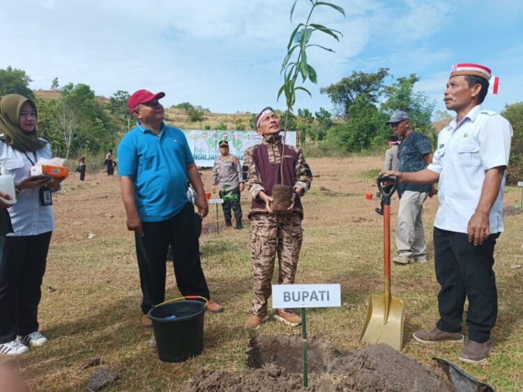 Tanam Pohon Bersama Polri, Nelson : Nafas Baru dari Gorontalo Lestarikan Negeri