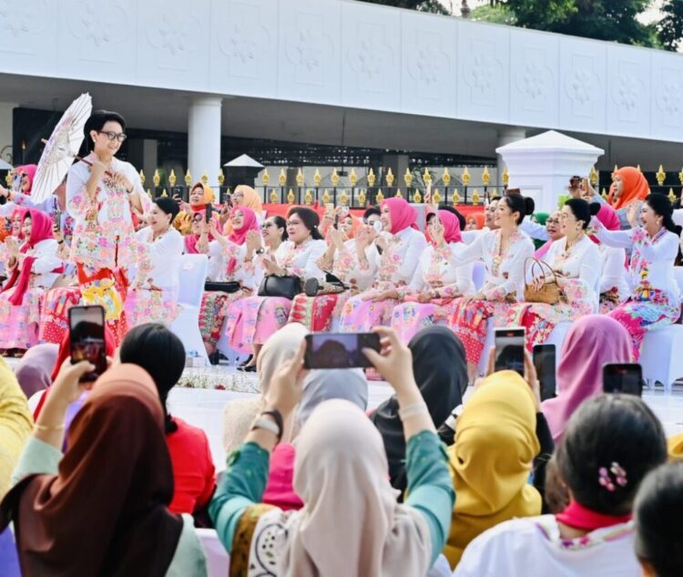 24 Juli Ditetapkan Sebagai Hari Kebaya Nasional, Timnas Kebaya Indonesia Apresiasi Pemerintah