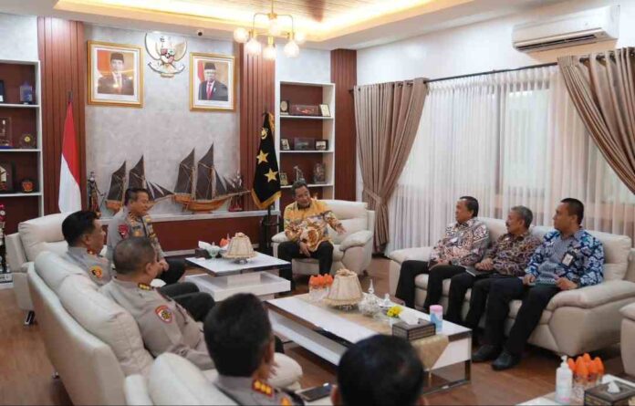 Pj Gubernur Bahtiar Silaturahmi Ke Pangdam XIV Hasanuddin dan Kapolda Sulsel Perkuat Sinergi Hadapi Pemilu 2024
