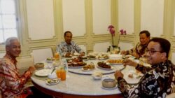 Jokowi santap siang Capres