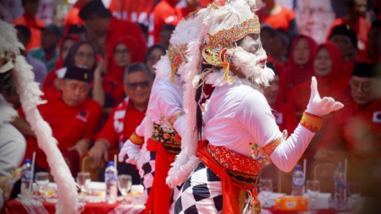 Kantor PDIP Pacitan Diresmikan Hasto, Kantor DPC Termegah se-Indonesia