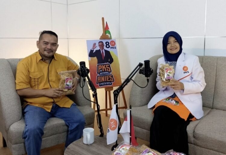 Yeni Fitra Caleg DPRD Kota Padang dari PKS Bertekad Majukan UMKM