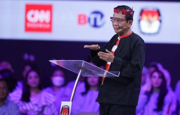 Sentimen Positif ke Mahfud MD Paling Tinggi usai Debat Cawapres