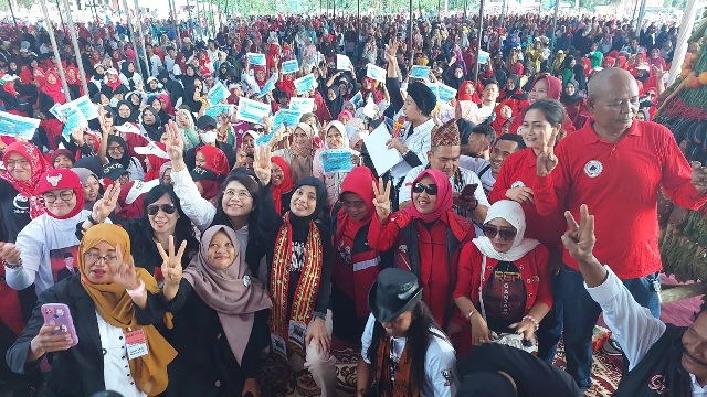 Relawan Wanita Tani Syukuran Hasil Bumi di Lampung, Ini Kata Atikoh Ganjar
