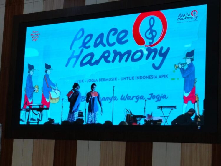 Polda Lampung Nonton Bareng Pentas Musik Yogyakarta Asyik