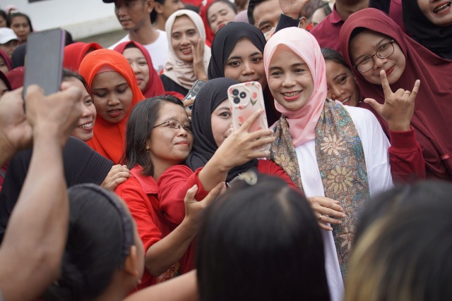 Jelang Debat Capres Terakhir, Siti Atikoh Pastikan Ganjar Semangat