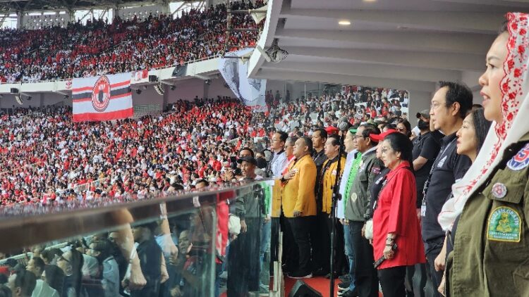 Didampingi Prananda Prabowo, Megawati Hadiri Kampanye Akbar Ganjar-Mahfud di GBK Senayan