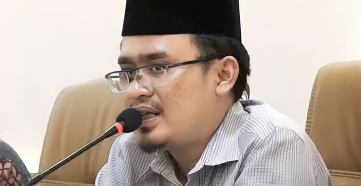 Kejanggalan Perbedaan kunjungan Anggota DPR RI Dengan Carlly, Ini kata Tokoh Pemuda Cirebon 