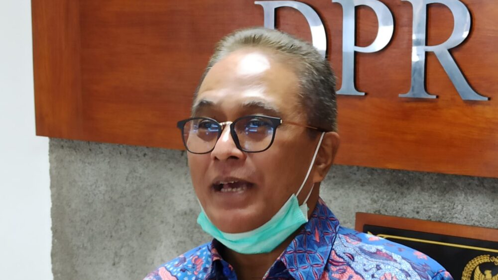 Penghentian Sementara Rekapitulasi Kecamatan, Guspardi Minta KPU Jelaskan pada Publik