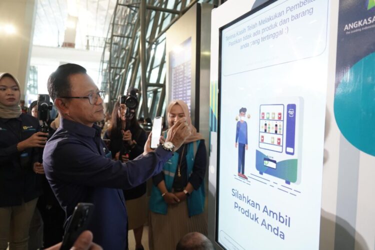 Oleh-oleh Khas Nusantara Kini Ada di ‘Vending Machine’ Terminal 3 Soetta