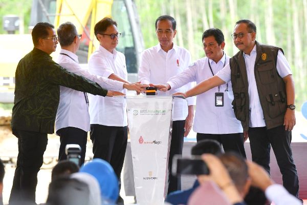 Kunjungan ke Kawasan IKN Nusantara, Presiden Jokowi Groundbreaking Gedung BPJS Kesehatan dan Tinjau Pembangunan Kantor Presiden