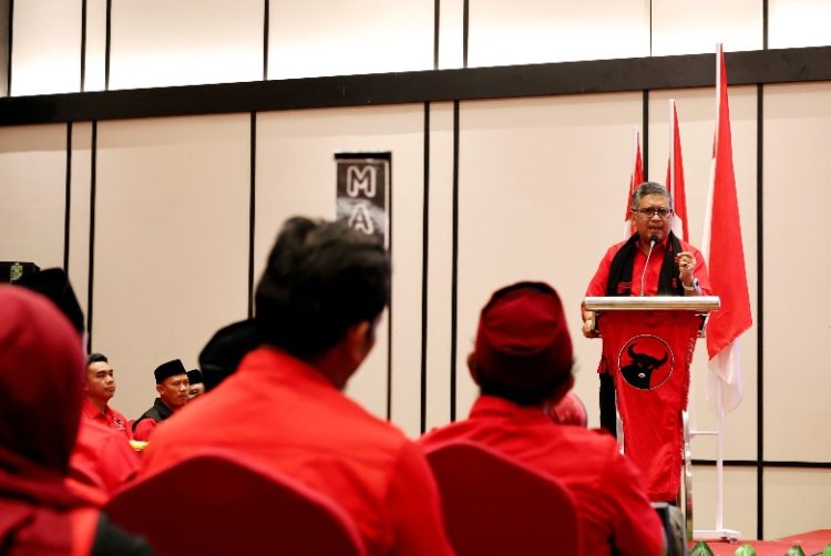 Pragmatisme Politik Merajalela di 2024, PDIP Tetap Bersatu dengan Rakyat