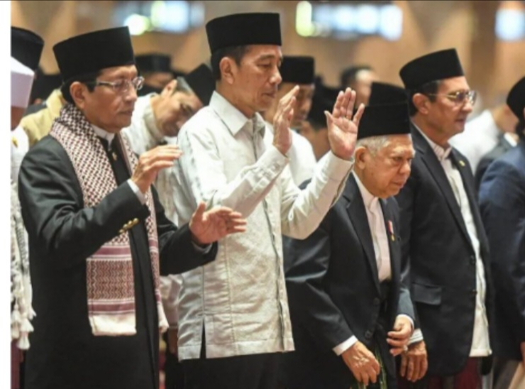 Diakhir Masa Jabatan, Jokowi dan Ma’Ruf Amin Tunaikan Shalat Id di Istiqlal