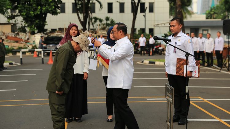 Sekjen DPD RI Rahman Hadi Melepas 96 P3K Diklat Latsar Ke Rindam Jaya