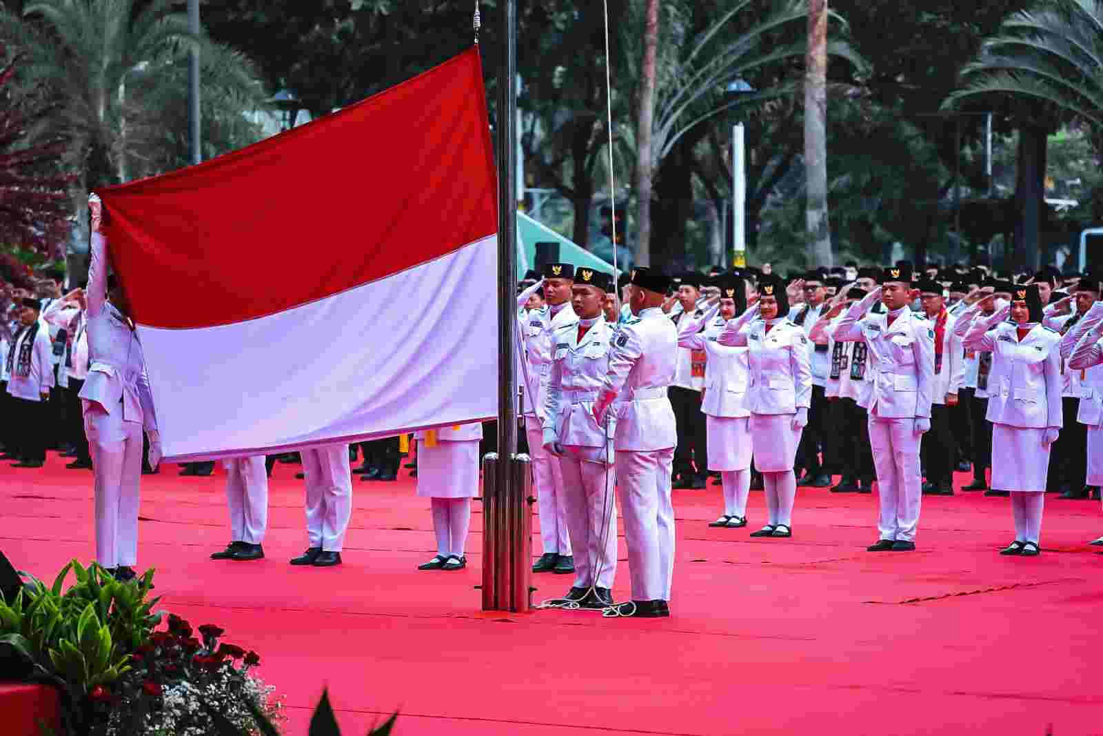 Sekda Joko Bacakan Amanat Mendikbutristek Pada Upacara Hardiknas 2024