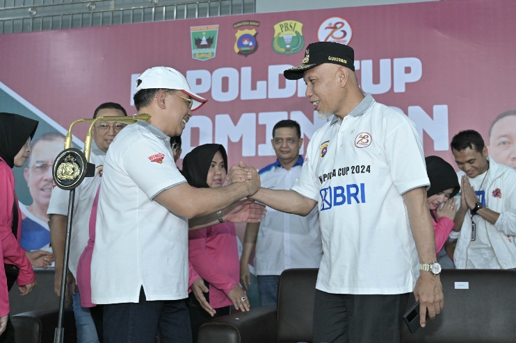 Mahyeldi: Kejuaraan Bulutangkis Kapolda Sumbar Cup 2024 Ajang Mencari Bibit