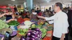 Kunker ke Kalteng, Presiden Jokowi Kaget dengan Harga-harga Bahan Pokok