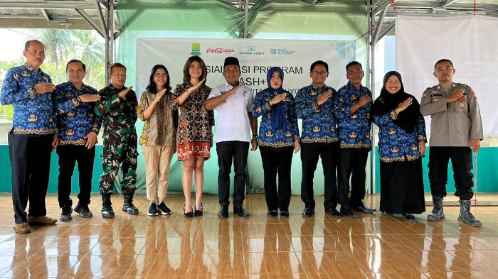 Melalui Program Safe Water Gardens, CCEP Indonesia Hadirkan Akses Sanitasi Aman Bagi Masyarakat Karawang