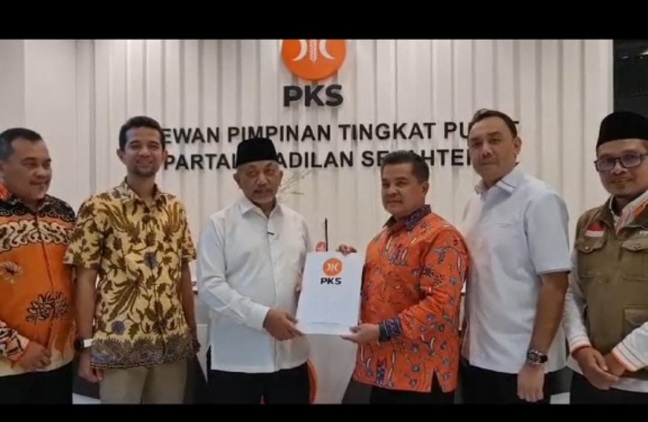 Presiden PKS Ahmad Syaikhu Solidkan Barisan Pemenangan Benny Warlis – M Iqbal di Pilkada Agam 2024