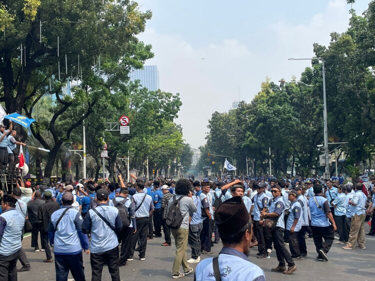 Direksi Transjakarta Bertindak Diskriminasi, Pj Heru Diminta Segera Copot Jajaran Direksi