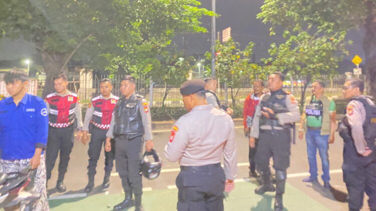 Pelaku Tawuran Semakin Brutal, Polisi di Duren Sawit Dibacok saat Melakukan Pembubaran