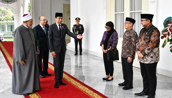 Presiden Jokowi Sambut Kunjungan Grand Syekh Al Azhar, Keduanya Bahas Perdamaian dan Toleransi