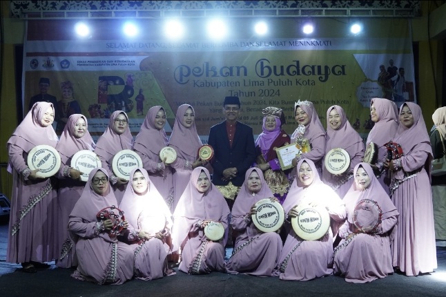 Bupati Safaruddin Tutup Pekan Budaya Lima Puluh Kota 2024