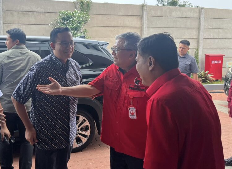 Sambangi DPD PDIP Jakarta, Anies: Insya Allah Terus Cerah!