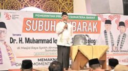 ASN di Sumbar Diminta Kibarkan Bendera Satu Bulan Penuh untuk HUT ke-79 RI