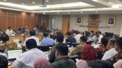 Komisi B DPRD DKI Jakarta Dalami Raperda APBD 2024 Bersama BUMD