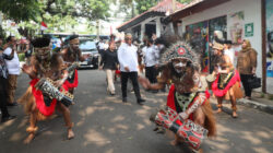 Berpasangan dengan Ausilius You, Gerindra Resmi Usung John Wempi Watipo Sebagai Cagub Papua Tengah