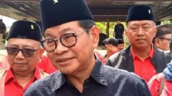 Dialog dengan Warga Kampung Bayam, Mas Pram: Saya Justru Turun Jabatan Kalau Jadi Gubernur