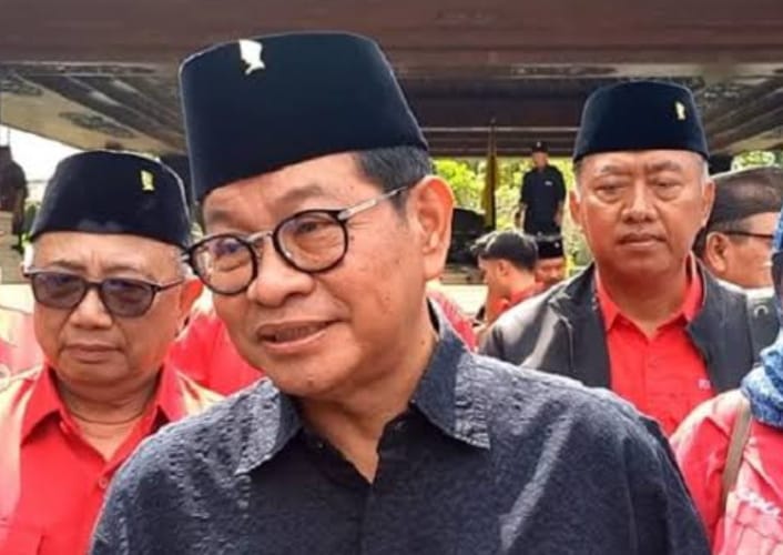 Dialog dengan Warga Kampung Bayam, Mas Pram: Saya Justru Turun Jabatan Kalau Jadi Gubernur