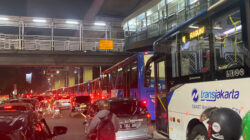 Video Viral! Puluhan Bus Transjakarta Stuck di Kuningan Jaksel, Pengamat: Pj Heru Harus Copot Jajaran Direksi!