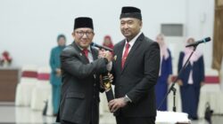 Yozarwadi Usman Naik Jadi Pj Sekda Sumbar