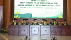 Insyaallah Berakhlakul Karimah, STEI SEBI Depok Wisuda 230 Sarjana yang 69 Persen di Antaranya Telah Bekerja