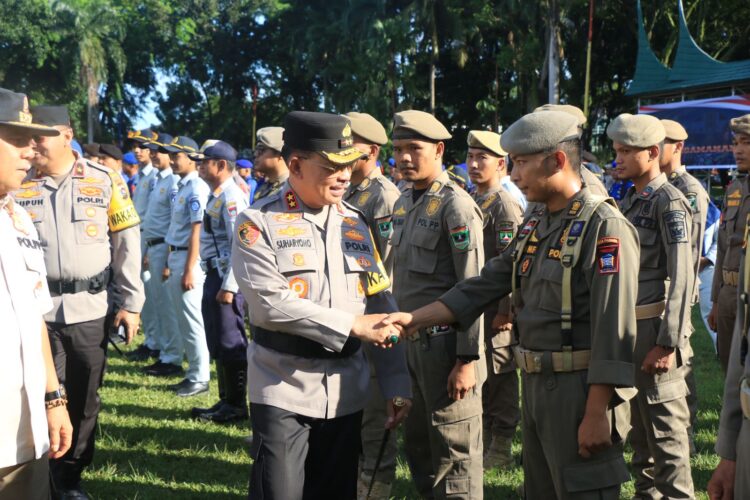 Kapolda Sumbar Pimpin Apel Gelar Pasukan Operasi Lilin Singgalang 2024