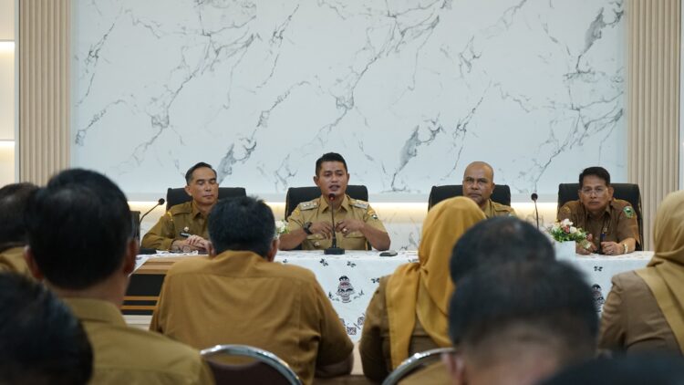 Wabup Solok,  Jon Firman Pandu Pimpin Rapat Evaluasi Tahun 2024