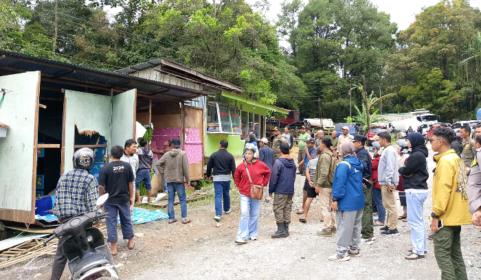 Sempat Viral di Medsos, Wali Nagari Batang Barus Bersama Satpol PP dan TNI Tertibkan Lokasi Prostitusi Berkedok Kedai