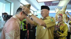 Gubernur Mahyeldi Sambut Penerbangan Perdana Rute Padang-Singapura Bersama Scoot Airlines